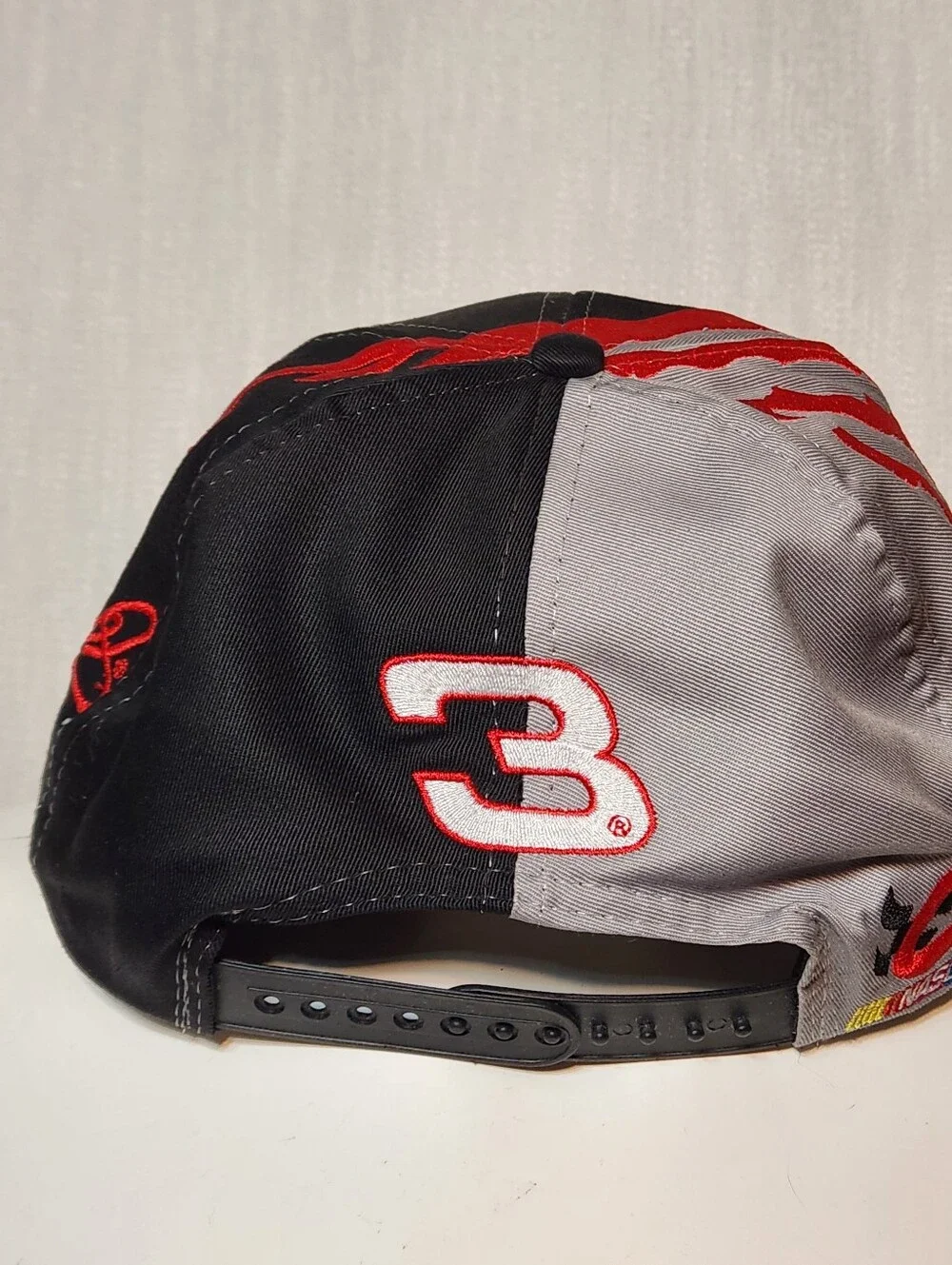 Vintage Nascar Dale Earnhardt GM Goodwrench Service Plus Snapback Cap